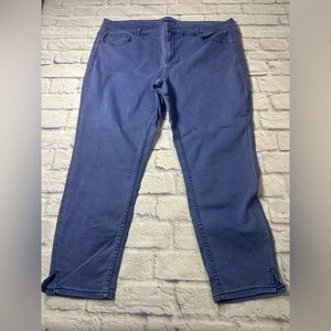 Maurices Women's Straight Leg Jeans in Blue. Size 22.